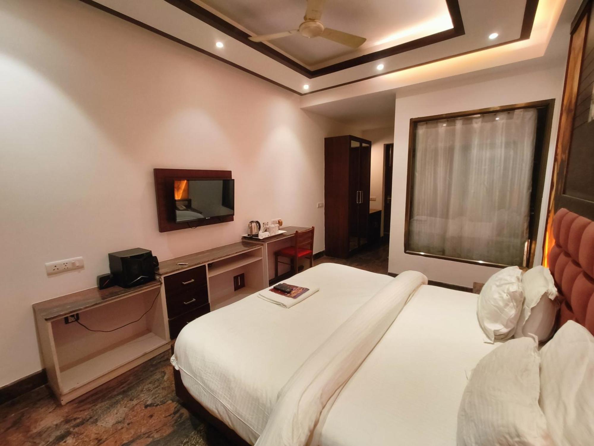 Jjk Rukmini Vilas Hotel & Banquet Muzaffarpur Exterior photo