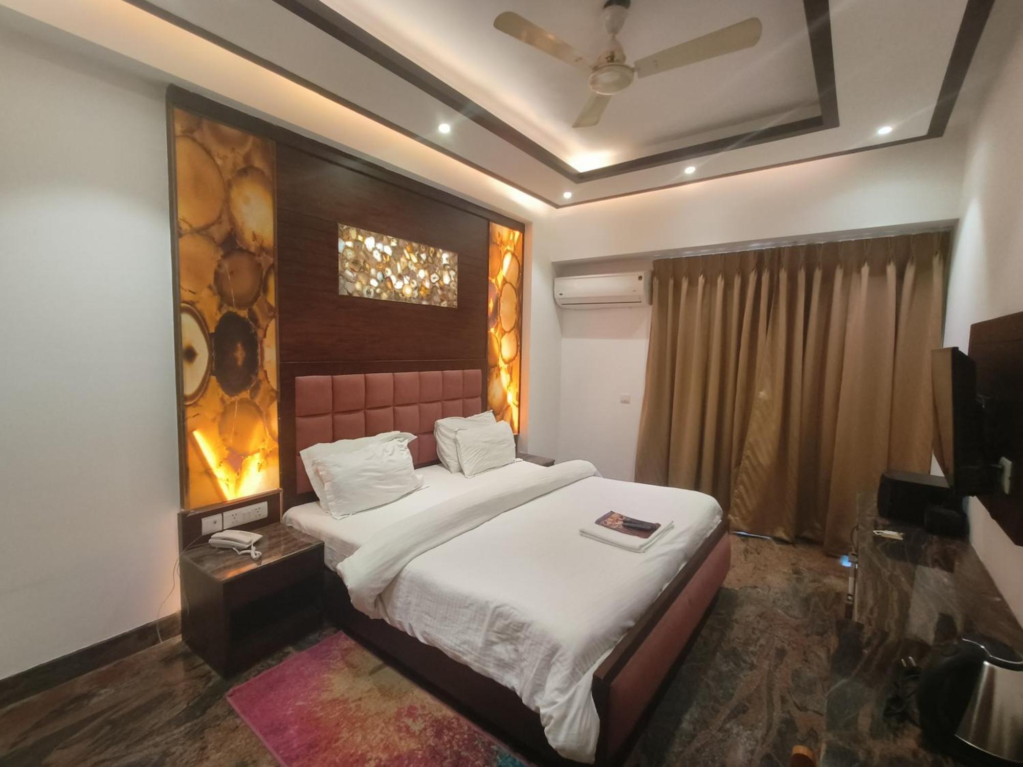 Jjk Rukmini Vilas Hotel & Banquet Muzaffarpur Exterior photo